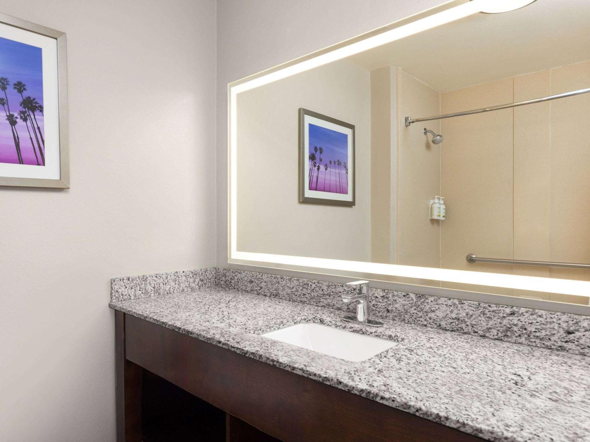 La Quinta By Wyndham Santa Clarita - Valencia Hotel Stevenson Ranch Eksteriør billede